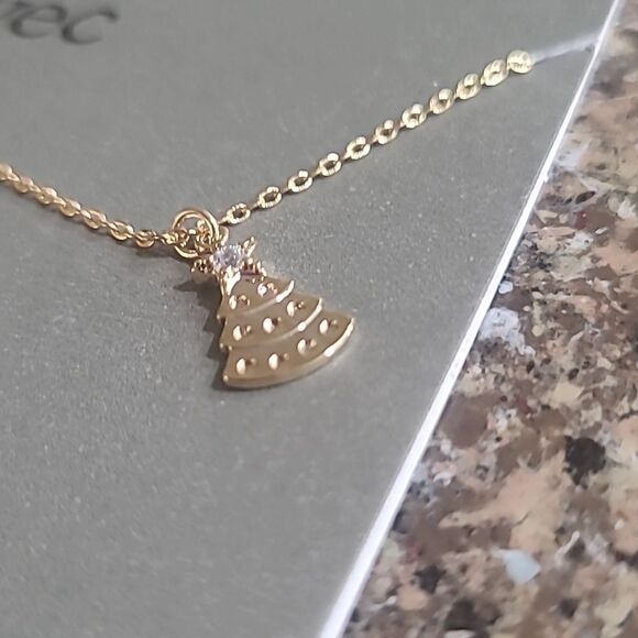 🎁3/$30🎁 Christmas Tree Rhinestone Star  pendant Necklace | Gifts for Her - Picture 4 of 5